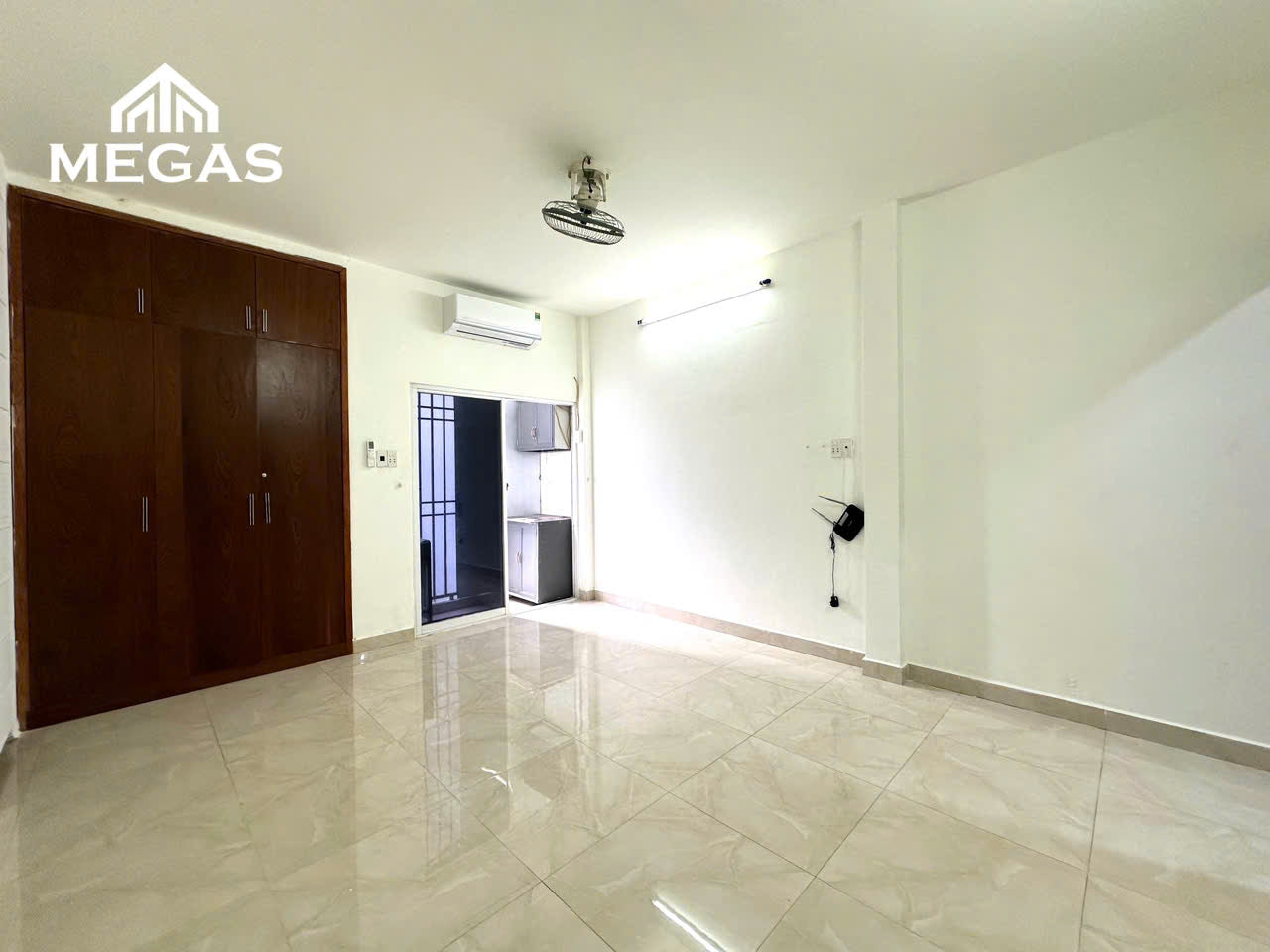 [011251]HTLSTUST-NM01