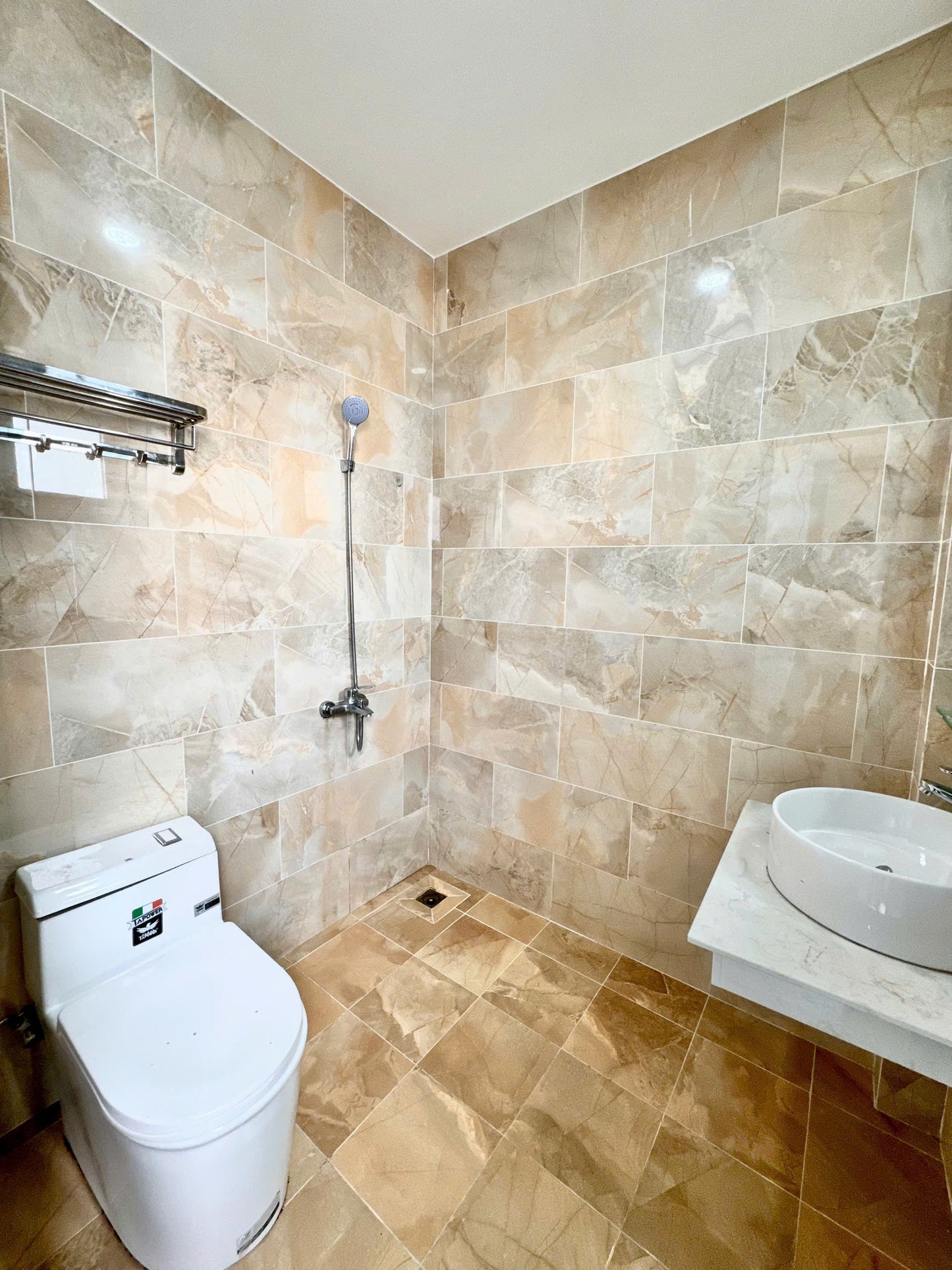 [011271]VLSTUBC-NM01