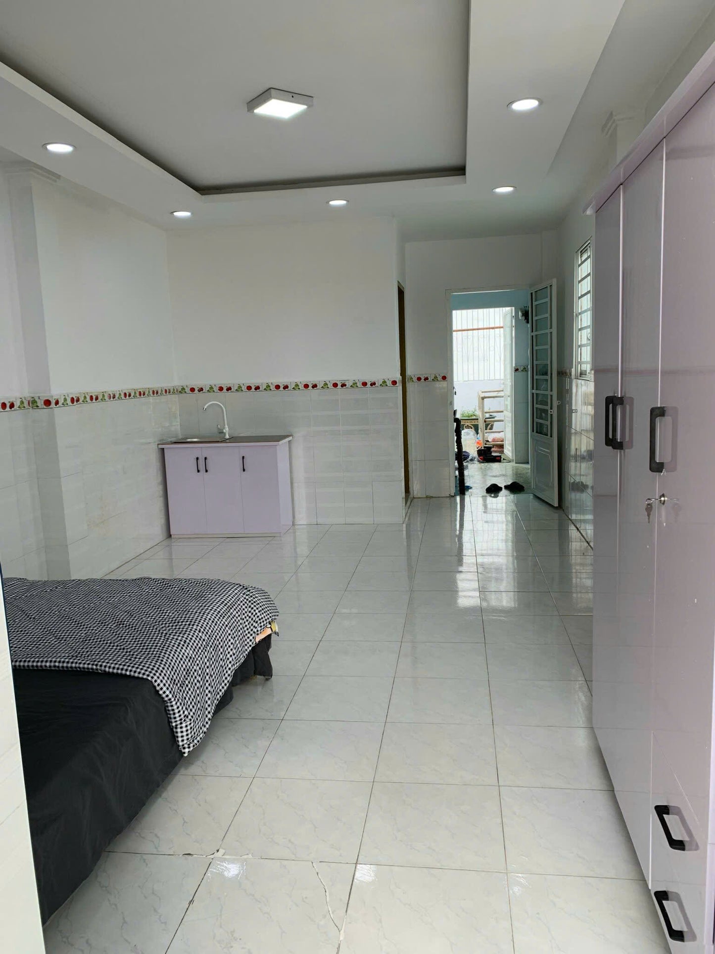 [011601]HXHSTUBC-NM01