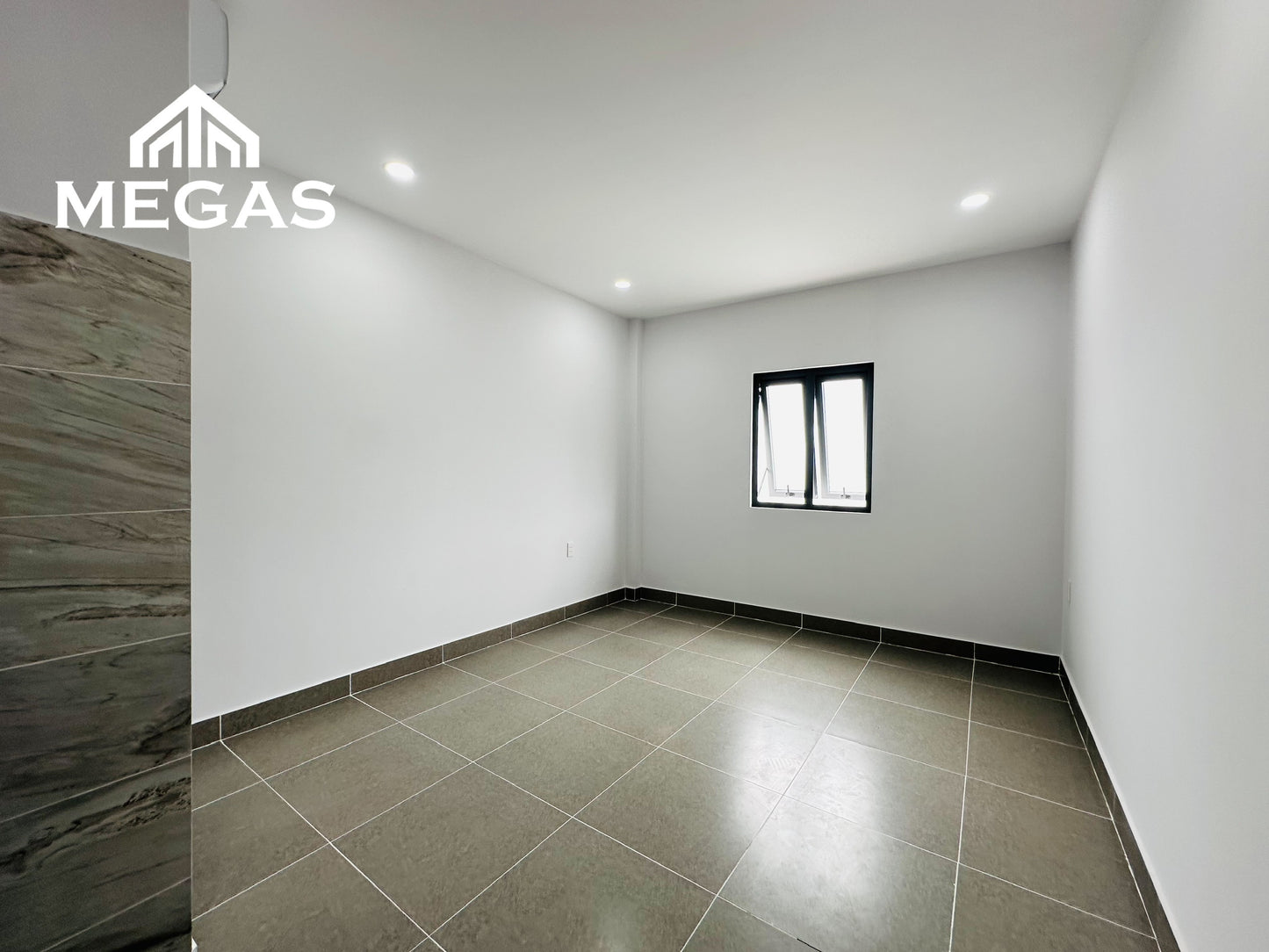 [011611]TSNSTUSK-NM01