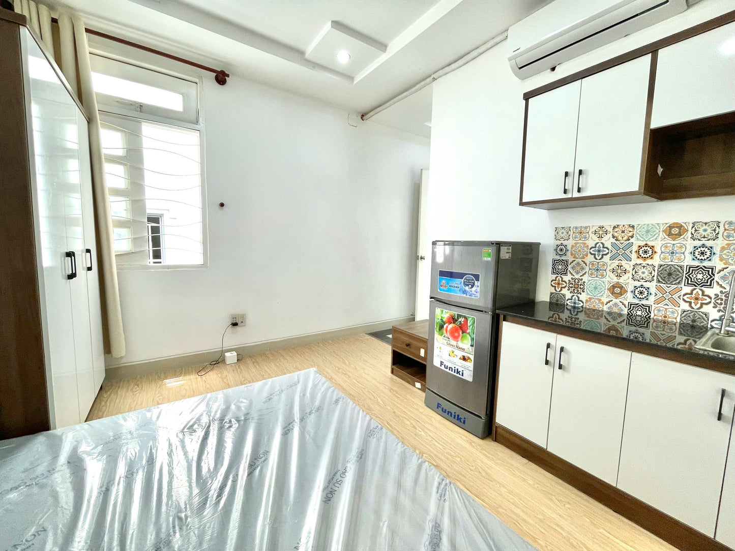 [011885]BDSTUSK-NM01