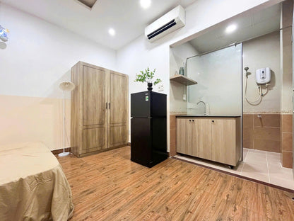 [012845]DC18STUST-NM02