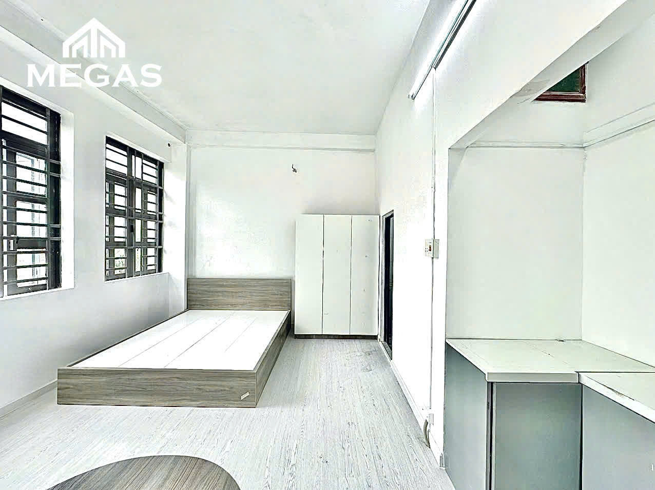 [013325]TTSTUBC-NM01